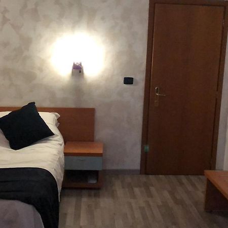 Aquam Albergo Acqui Terme Luaran gambar